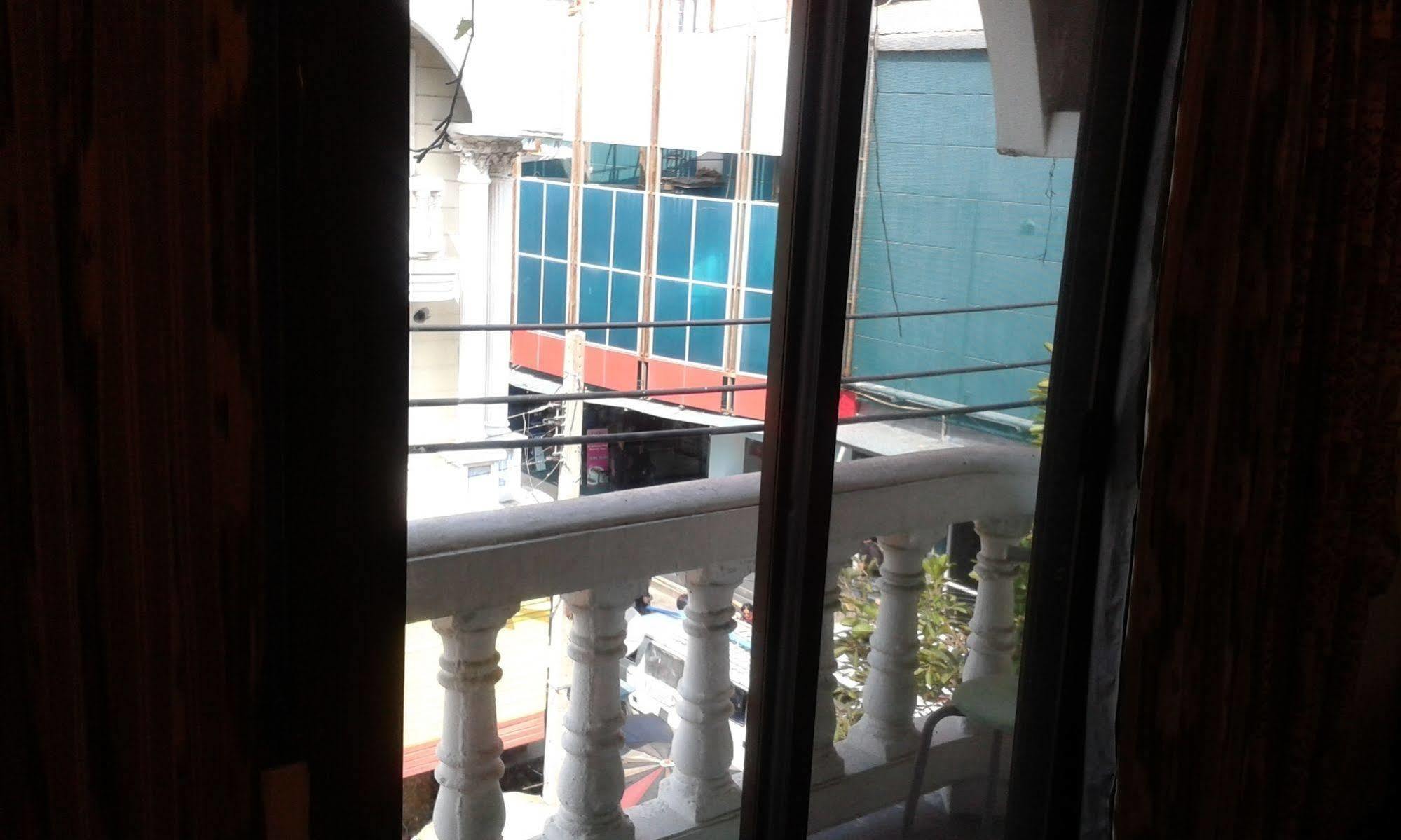 فندق باتايافي  بان دوك ماي المظهر الخارجي الصورة